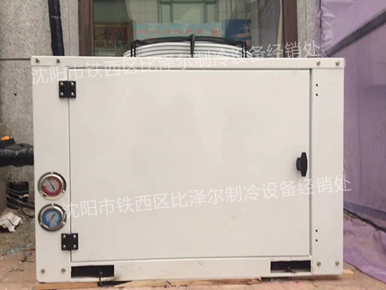 遼陽(yáng)劉二堡食品廠一機(jī)雙庫(kù)設(shè)備安裝完成